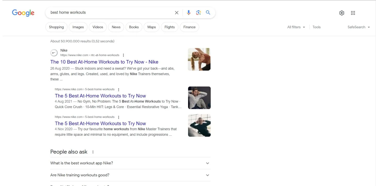 Barre de recherche Google avec le mot-clé « meilleurs entraînements à domicile » affichant le contenu de Nike.